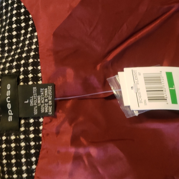 blazer - Picture 4 of 5